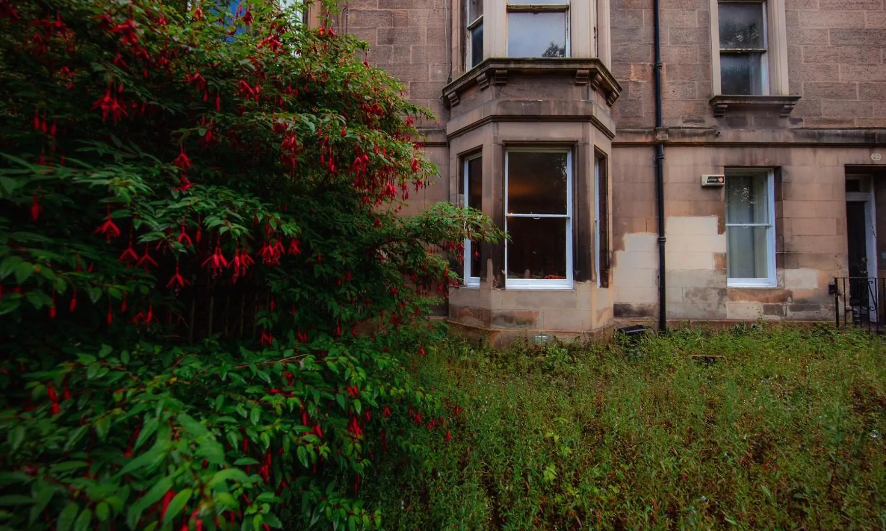 Comfortable, Spacious Edinburgh Retreat, By The Meadows! Apartment