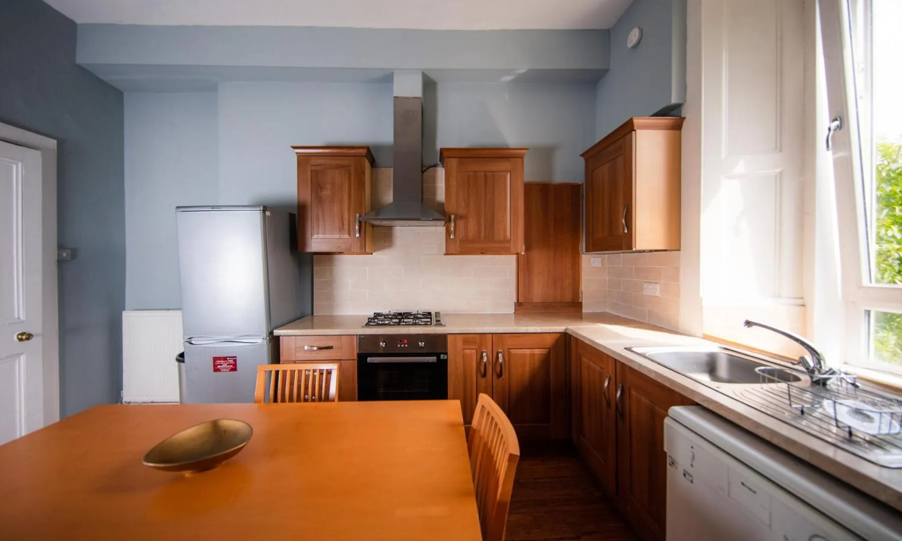 Comfortable, Spacious Edinburgh Retreat, By The Meadows! Apartment